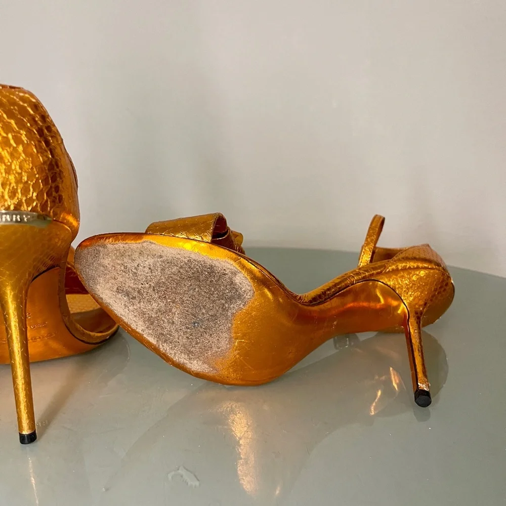 Authentic neon orange Burberry heeled sandals - Picture 5 of 5